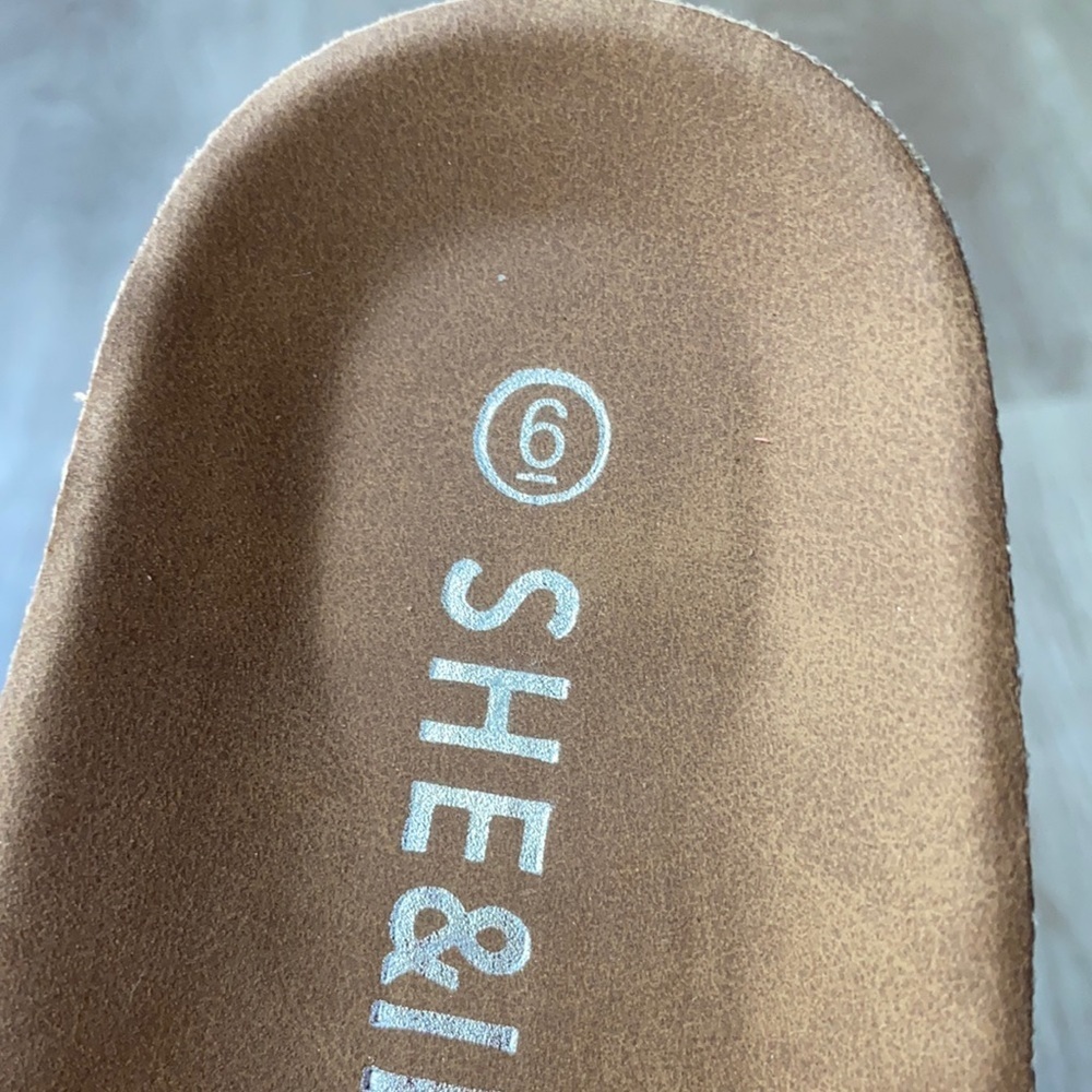 NEW She&In Slip On Sandals - Picture 8 of 8
